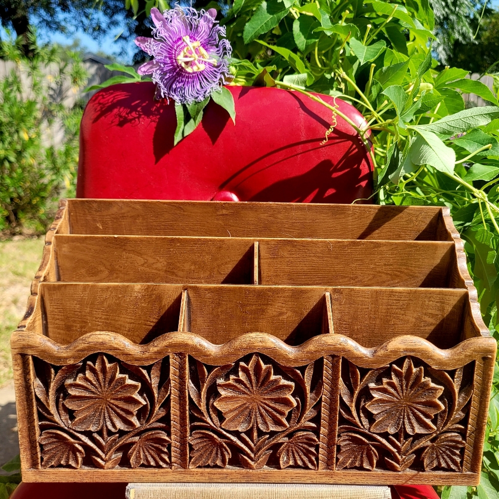 Vintage boho/retro faux carved wood desk organizer by Lerner